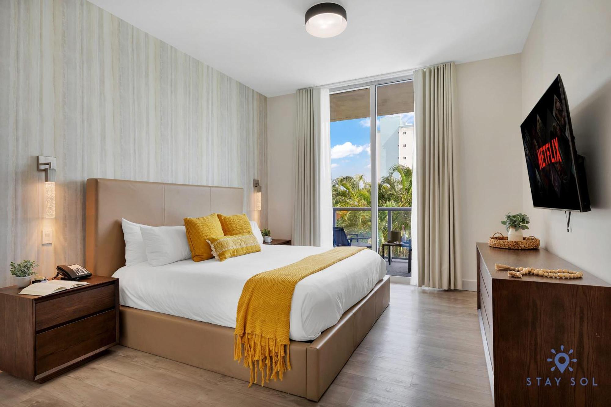 Costa Hollywood Beach Bagian luar foto