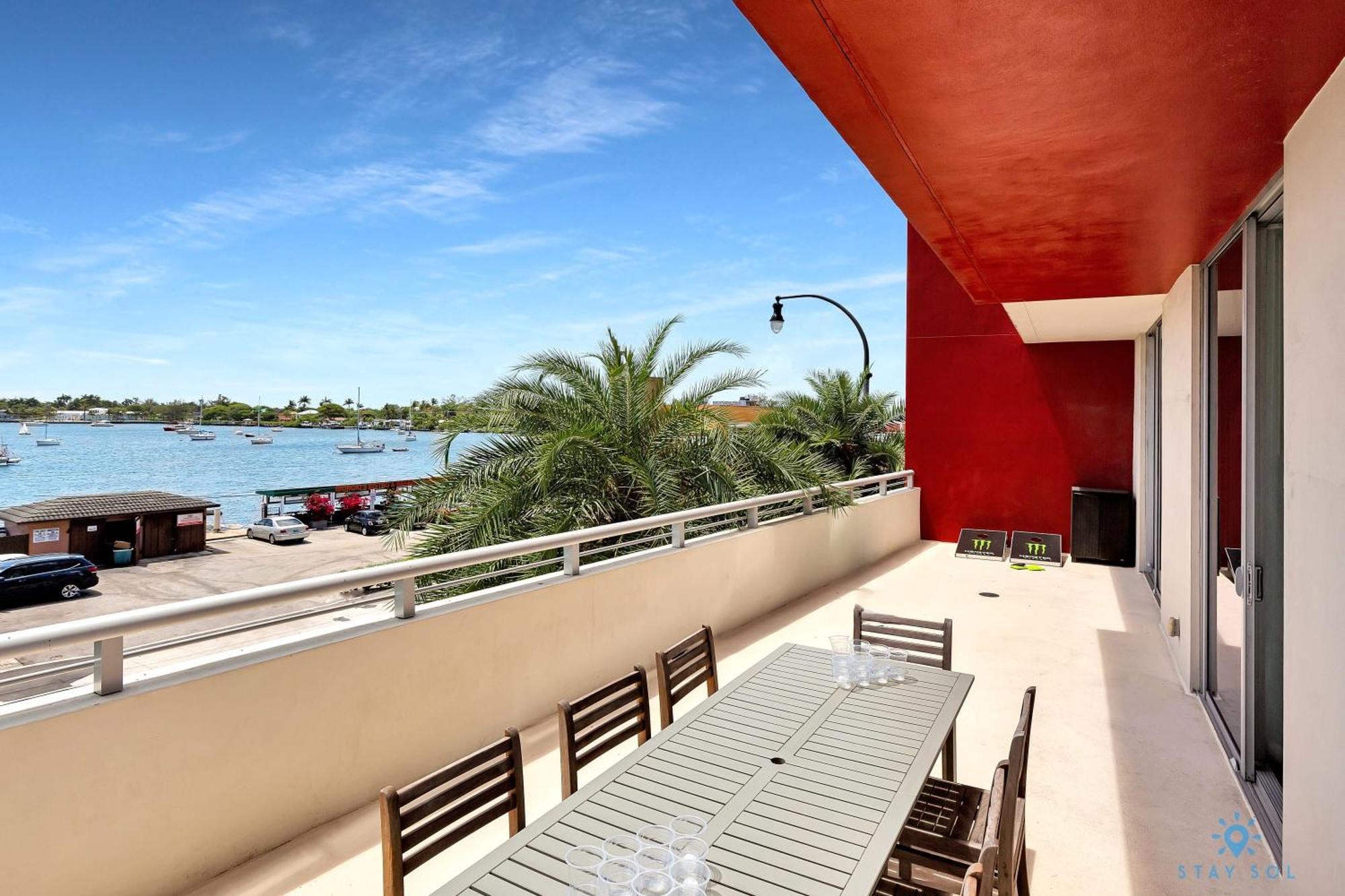 Costa Hollywood Beach Bagian luar foto
