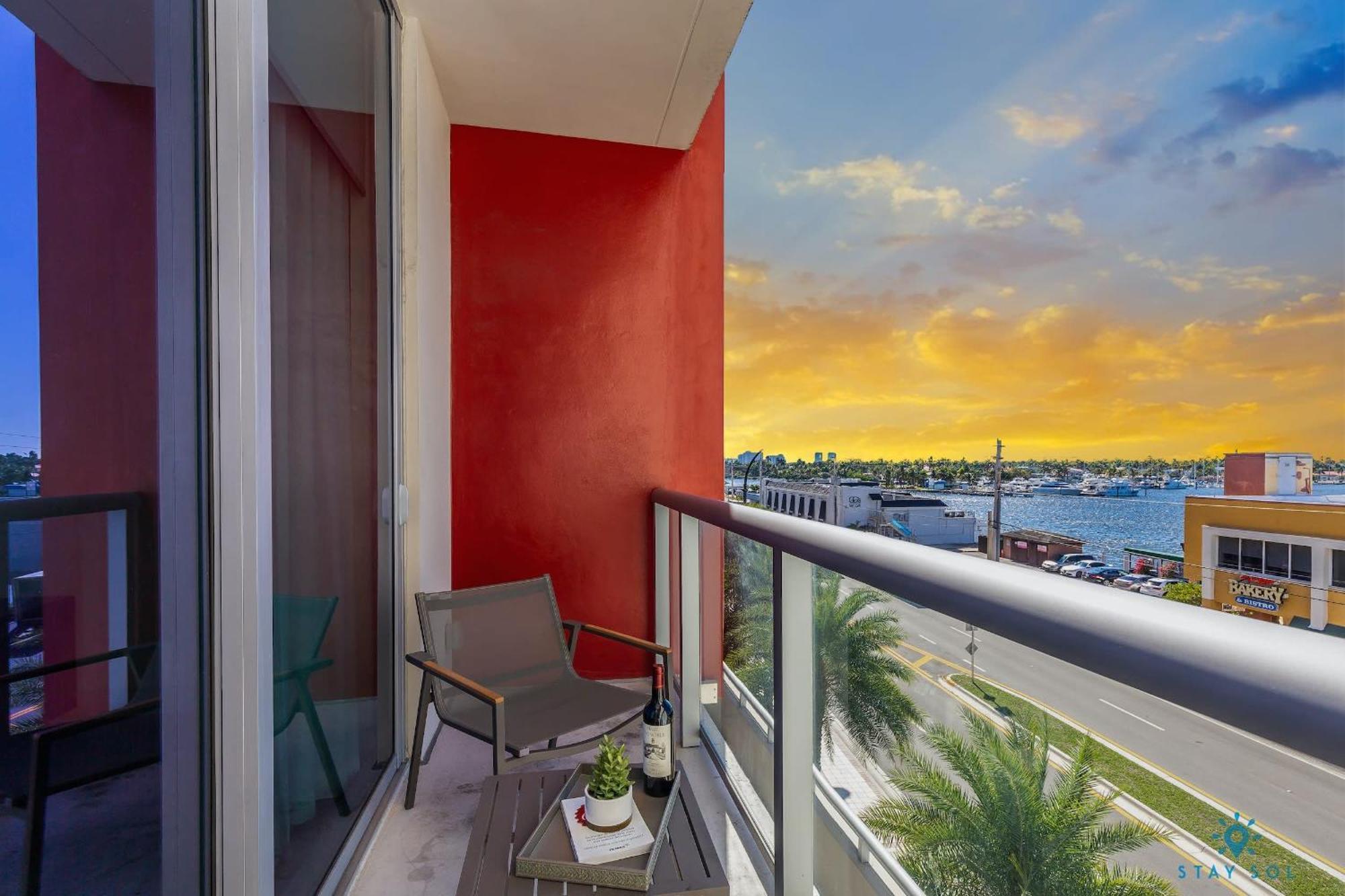 Costa Hollywood Beach Bagian luar foto