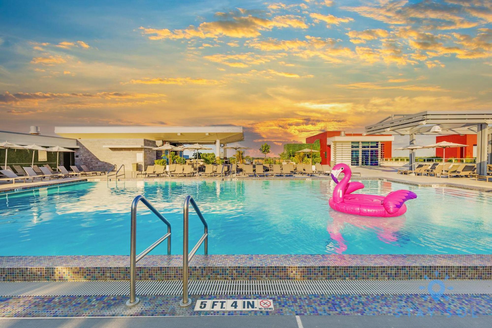 Costa Hollywood Beach Bagian luar foto